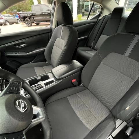 2024 Nissan Sentra SV Xtronic CVT