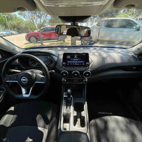 2024 Nissan Sentra SV Xtronic CVT