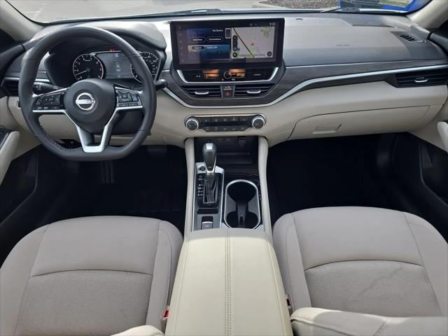 2024 Nissan Altima SV FWD