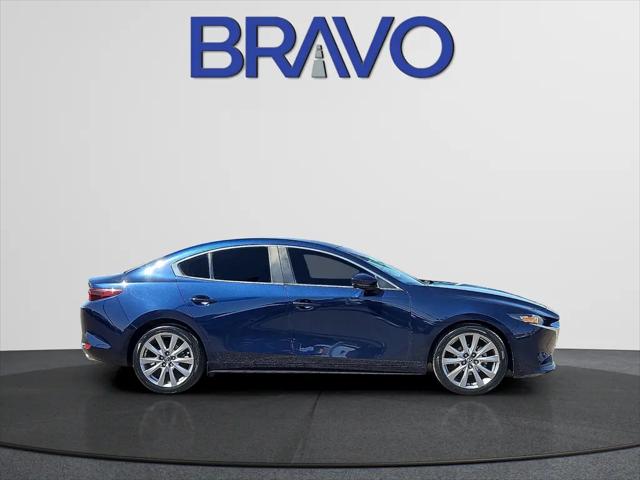 2022 Mazda Mazda3 Select