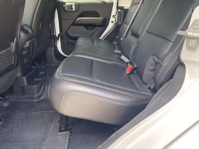 2024 Jeep Wrangler 4-Door Sahara 4x4