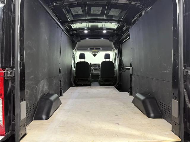 2025 Ford Transit Cargo Van T-250
