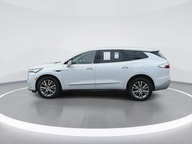 2023 Buick Enclave Essence AWD