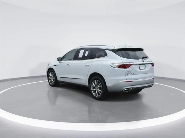 2023 Buick Enclave Essence AWD