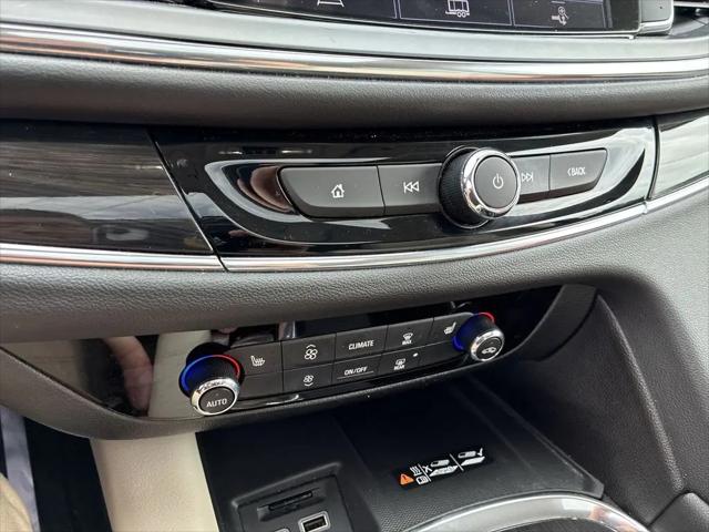 2023 Buick Enclave Essence AWD