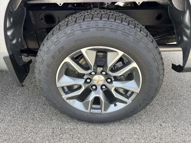 2026 Chevrolet Silverado 1500 4WD Crew Cab Standard Bed LT