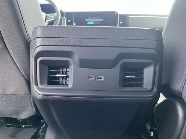 2026 Chevrolet Silverado 1500 4WD Crew Cab Standard Bed LT
