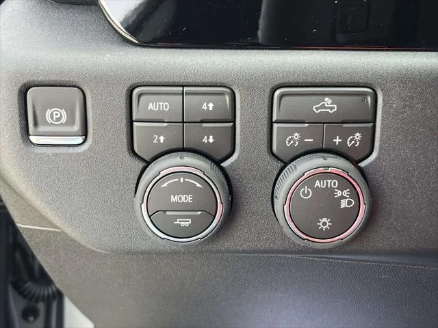 2026 Chevrolet Silverado 1500 4WD Crew Cab Standard Bed LT