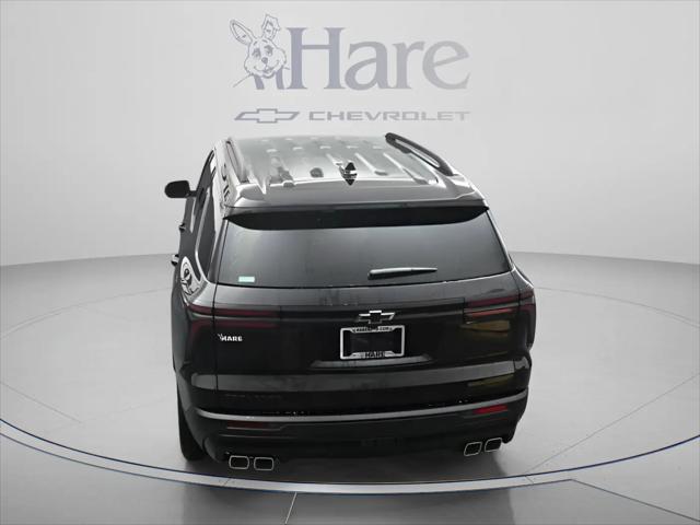 2026 Chevrolet Traverse FWD LT