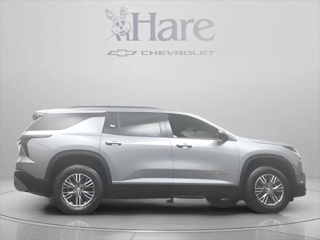 2026 Chevrolet Traverse FWD LT