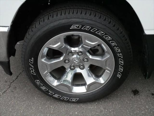 2022 Ram 1500 Big Horn Crew Cab 4x4 5'7" Box