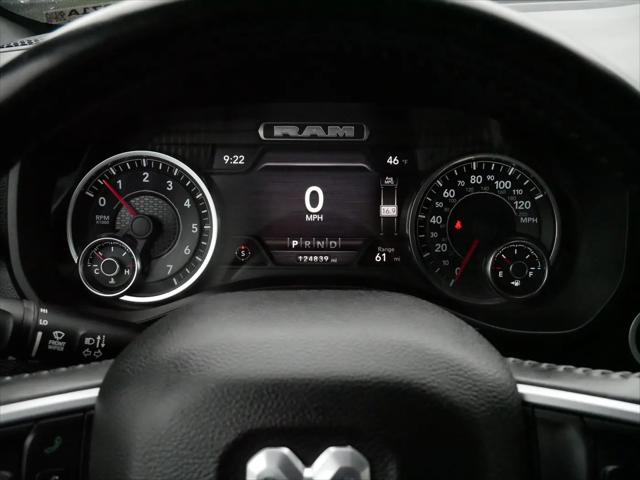 2022 Ram 1500 Big Horn Crew Cab 4x4 5'7" Box