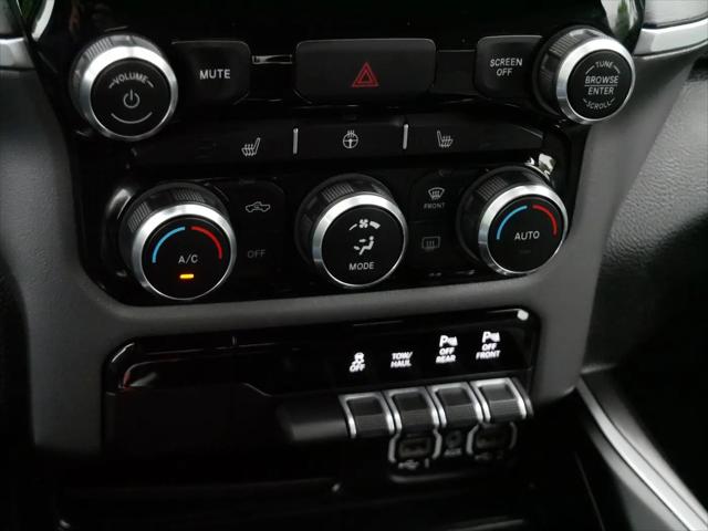2022 Ram 1500 Big Horn Crew Cab 4x4 5'7" Box