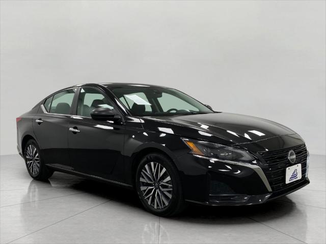 2025 Nissan Altima SV FWD for sale in Appleton, WI