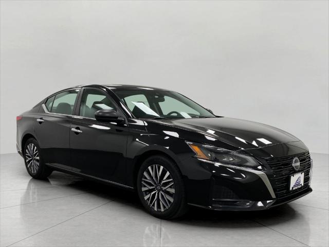 2025 Nissan Altima SV FWD for sale in Appleton, WI