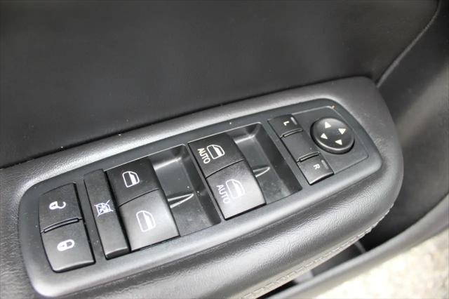 2016 Chrysler 200 S