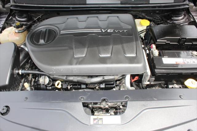 2016 Chrysler 200 S