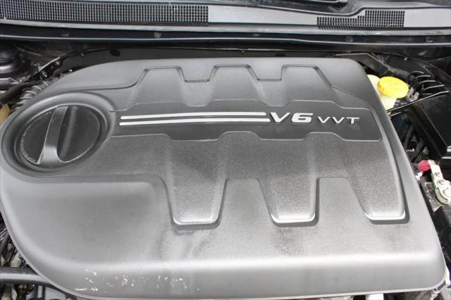 2016 Chrysler 200 S