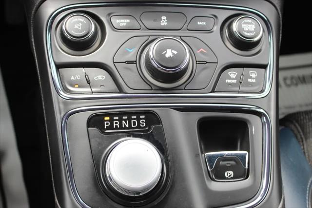 2016 Chrysler 200 S