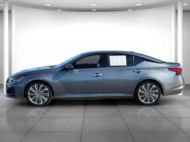 2023 Nissan Altima SL FWD