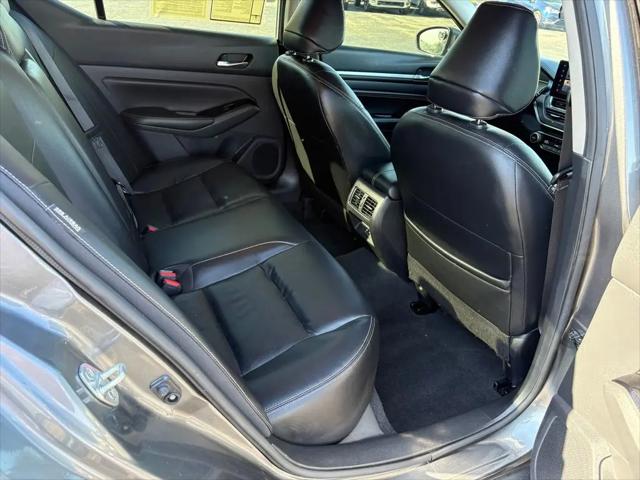 2023 Nissan Altima SL FWD