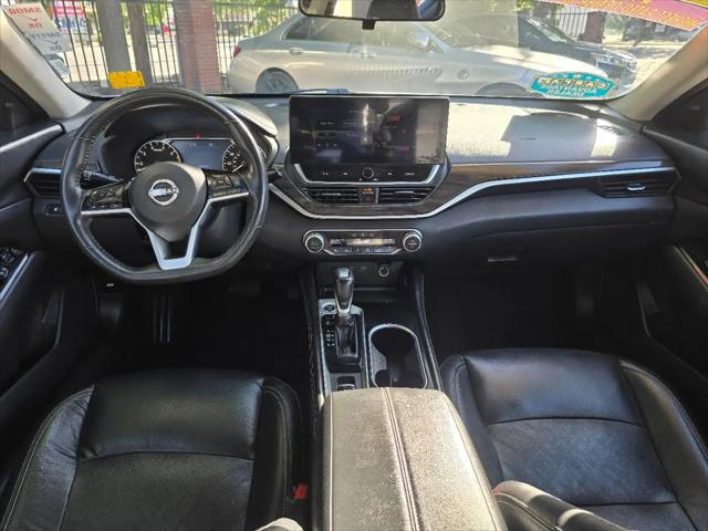 2023 Nissan Altima SL FWD