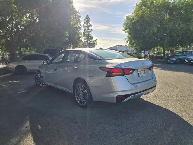 2023 Nissan Altima SL FWD