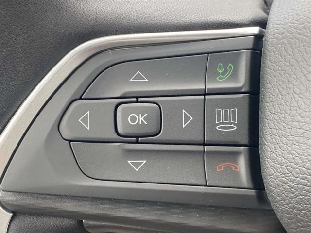 2026 Jeep Grand Cherokee Laredo 4x2