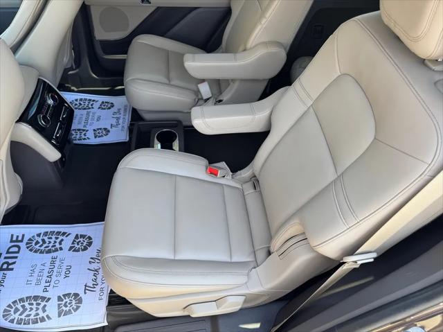 2022 Lincoln Aviator Standard