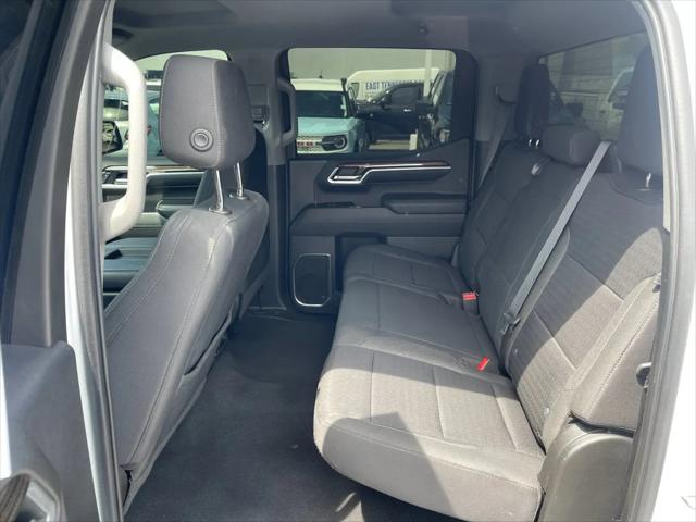 2022 Chevrolet Silverado 1500 4WD Crew Cab Standard Bed LT