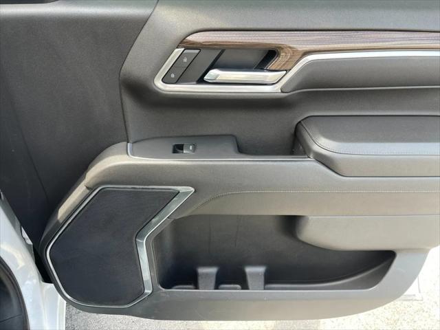 2022 Chevrolet Silverado 1500 4WD Crew Cab Standard Bed LT