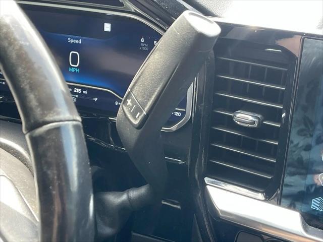 2022 Chevrolet Silverado 1500 4WD Crew Cab Standard Bed LT