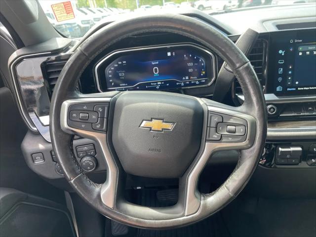2022 Chevrolet Silverado 1500 4WD Crew Cab Standard Bed LT