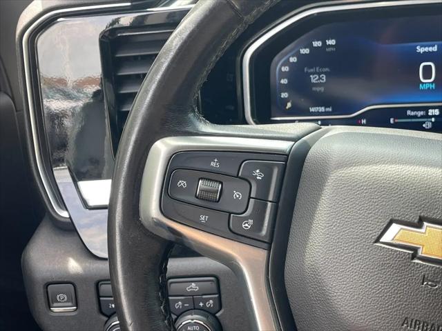 2022 Chevrolet Silverado 1500 4WD Crew Cab Standard Bed LT