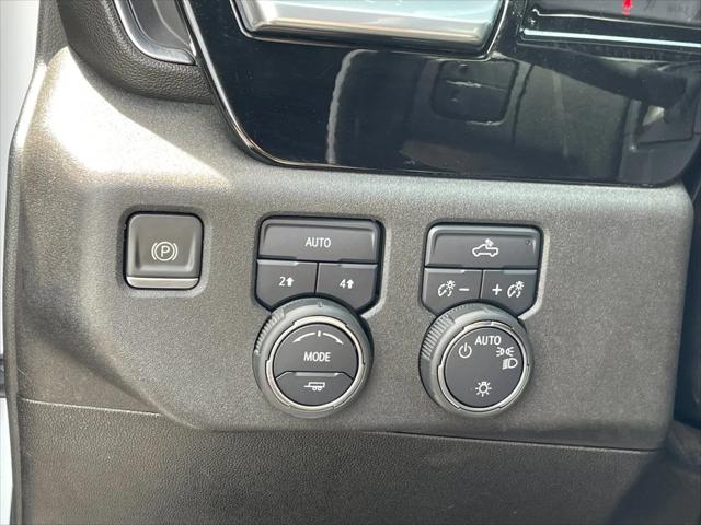 2022 Chevrolet Silverado 1500 4WD Crew Cab Standard Bed LT