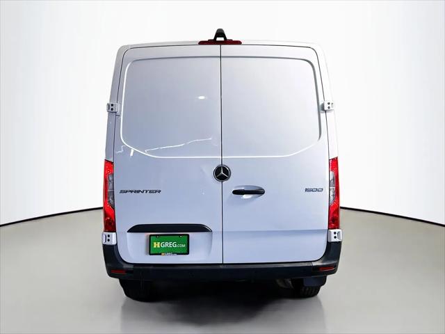 2022 Mercedes-Benz Sprinter 1500 Standard Roof I4