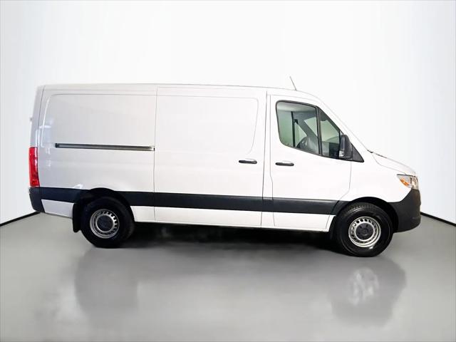 2022 Mercedes-Benz Sprinter 1500 Standard Roof I4