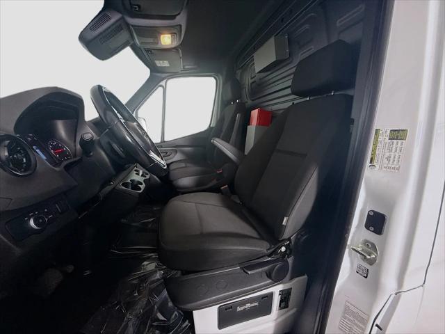 2022 Mercedes-Benz Sprinter 1500 Standard Roof I4