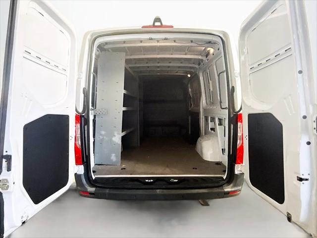 2022 Mercedes-Benz Sprinter 1500 Standard Roof I4