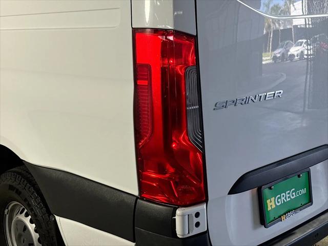 2022 Mercedes-Benz Sprinter 1500 Standard Roof I4