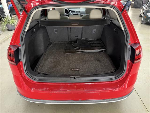 2017 Volkswagen Golf Alltrack TSI S