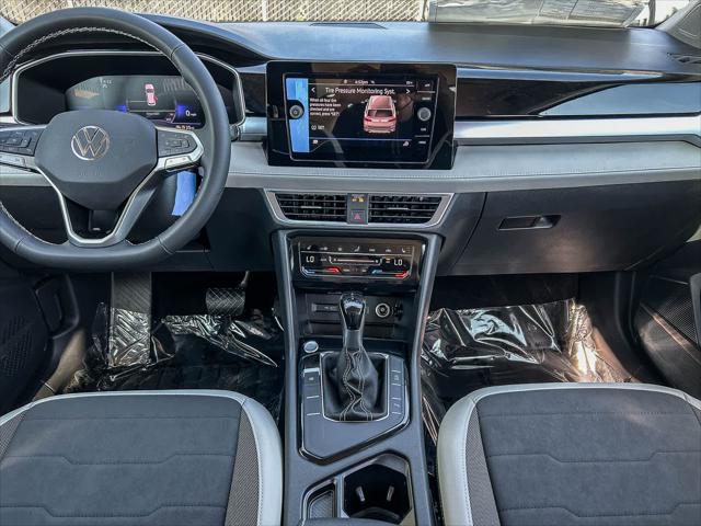 2026 Volkswagen Taos SE