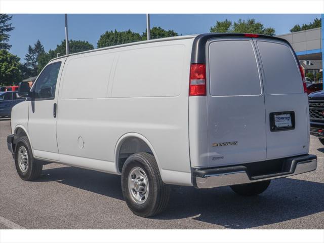 2026 Chevrolet Express Cargo Van 2500 Regular Wheelbase, WT, RWD