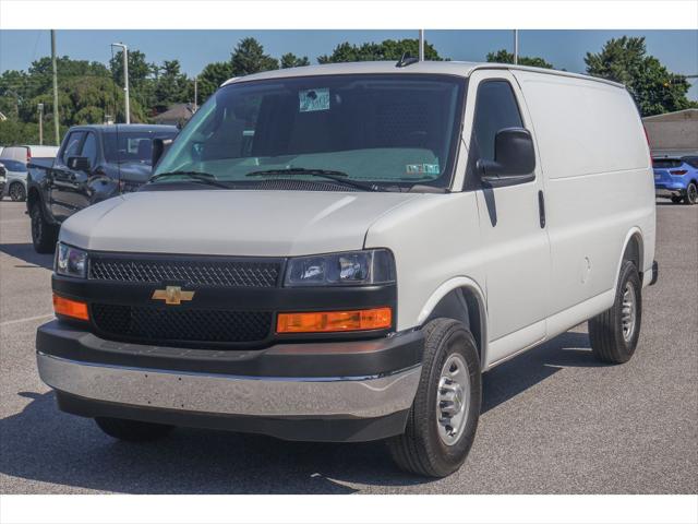 2026 Chevrolet Express Cargo Van 2500 Regular Wheelbase, WT, RWD