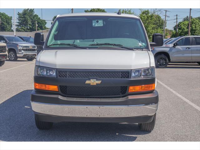 2026 Chevrolet Express Cargo Van 2500 Regular Wheelbase, WT, RWD