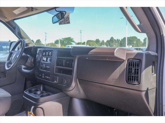 2026 Chevrolet Express Cargo Van 2500 Regular Wheelbase, WT, RWD