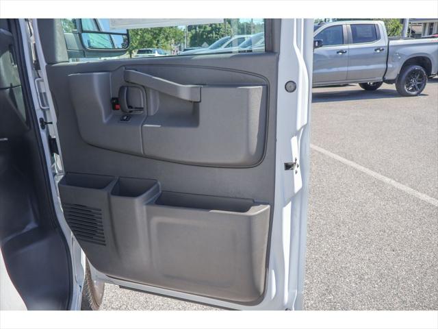 2026 Chevrolet Express Cargo Van 2500 Regular Wheelbase, WT, RWD