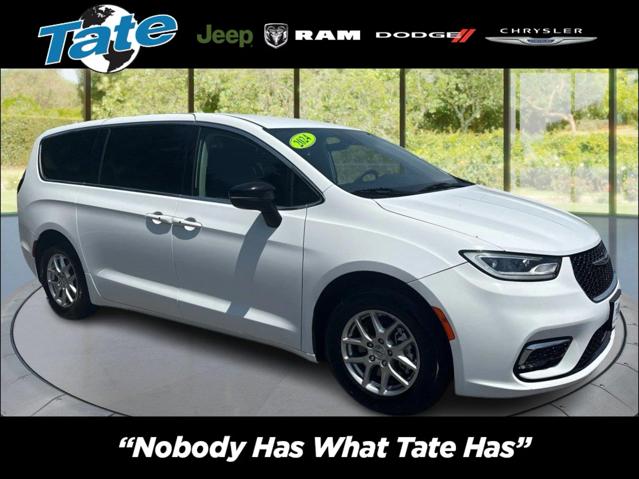 2024 Chrysler Pacifica Touring L for sale in Frederick, MD