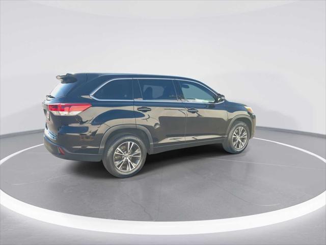 2018 Toyota Highlander LE