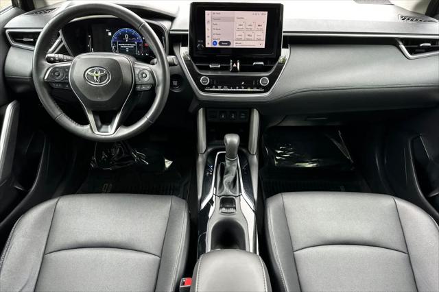 2024 Toyota Corolla Cross XLE